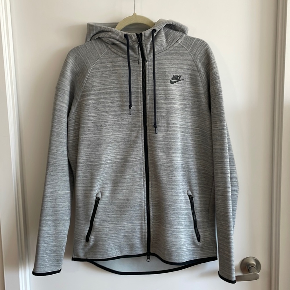 Nike Tech Fleece Sweater & Pants